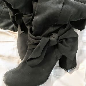 NWT Black Over The Knee Bow Boots size 8.5